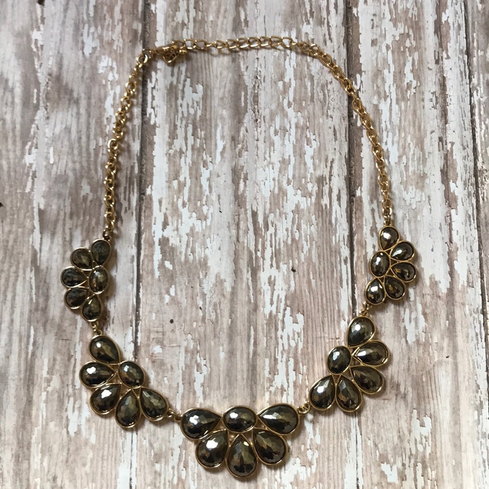 Green stone necklace